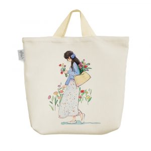 ساک خرید پارچه ای دختر و گل